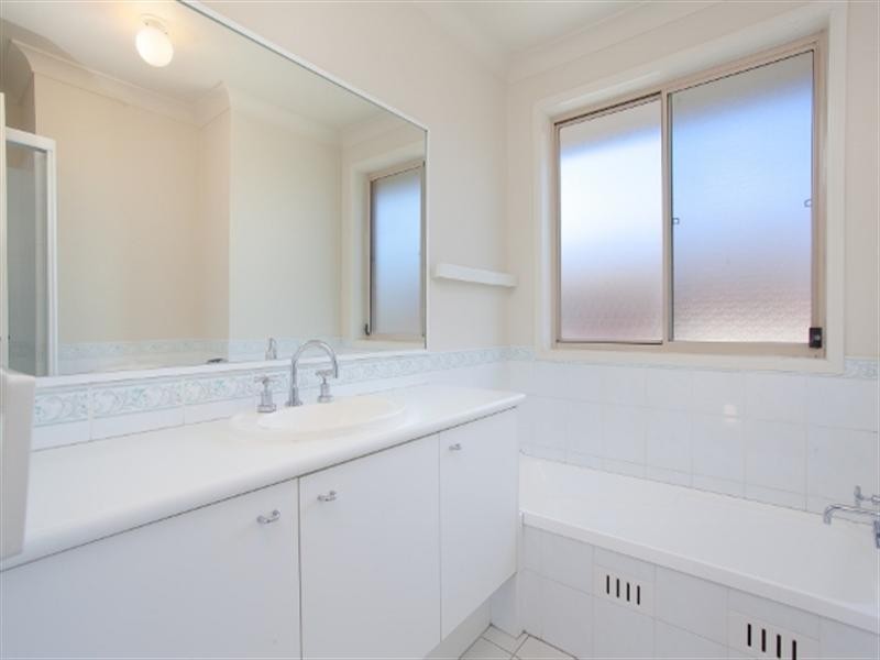 2/38 Hollingsford Street, Carrington NSW 2294