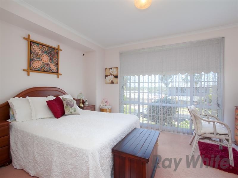 11 Kirkwood Close, Cameron Park NSW 2285
