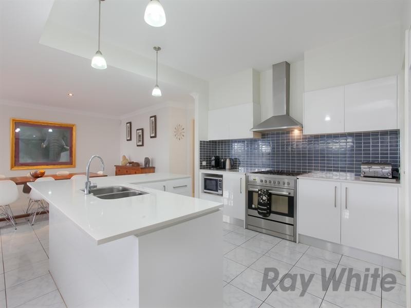 12 Kurraka Drive, Fletcher NSW 2287