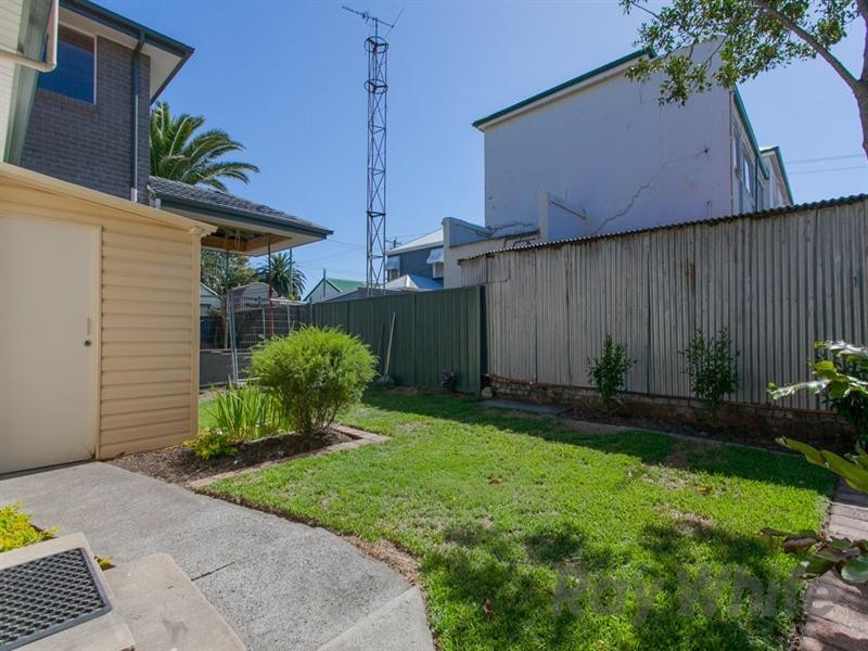 38 Garrett Street, Carrington NSW 2294