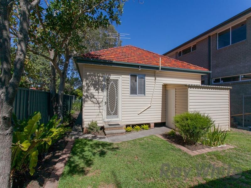 38 Garrett Street, Carrington NSW 2294