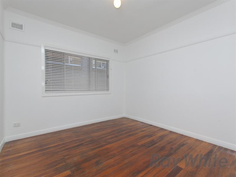 38 Garrett Street, Carrington NSW 2294