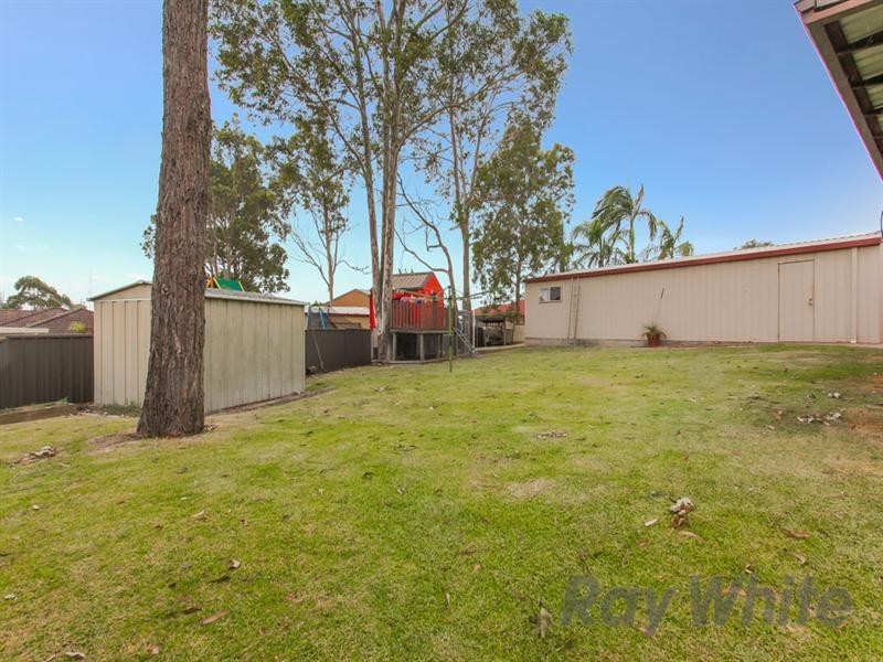 4 Horton Close, Maryland NSW 2287