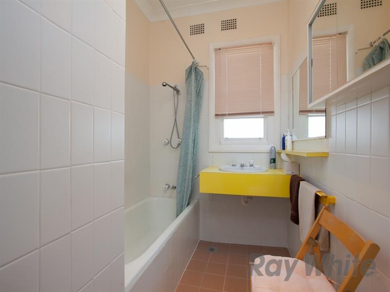 16 Thornton Avenue, Mayfield West NSW 2304