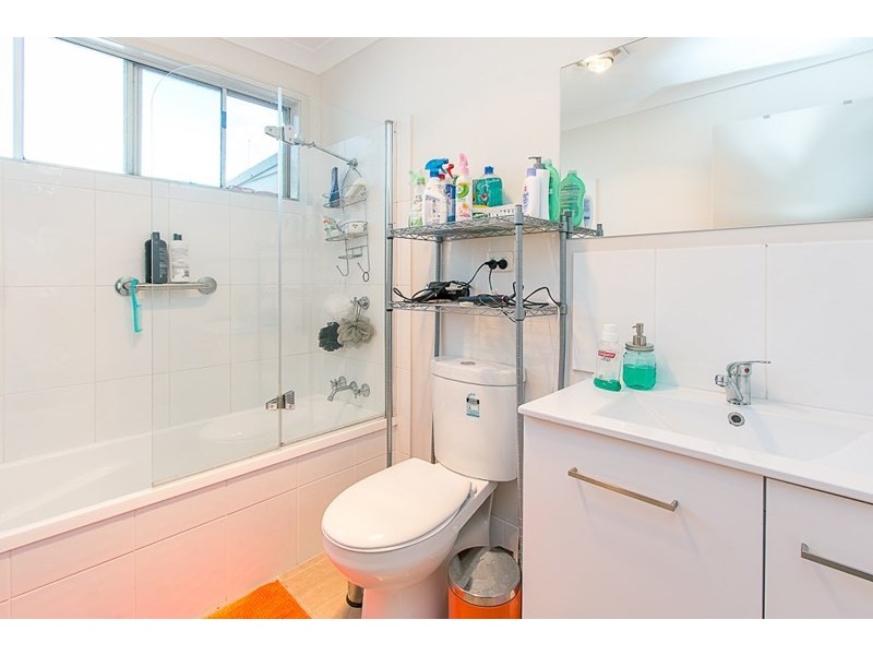 7 Kings Road, Tighes Hill NSW 2297