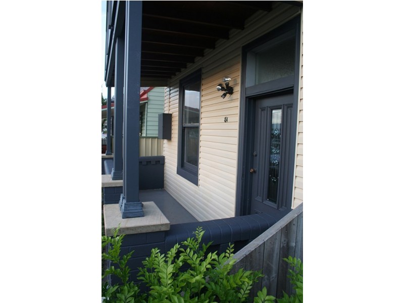 84 Bourke Street, Carrington NSW 2294