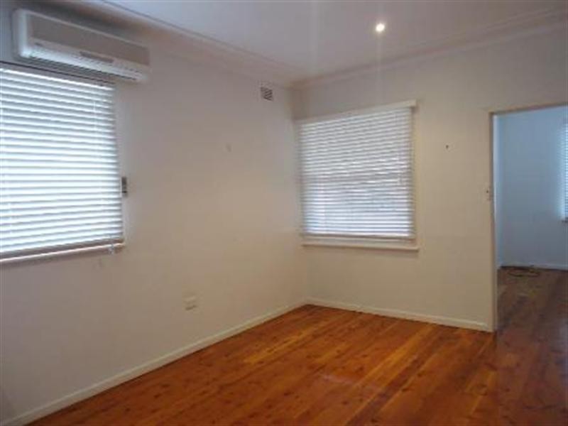 30 Buchanan Street, Merewether NSW 2291