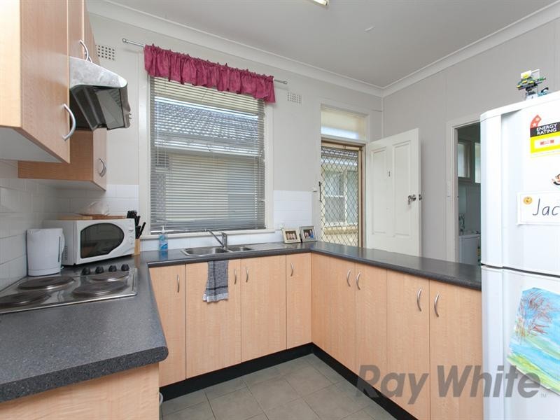 4/4 Algona Road, Charlestown NSW 2290