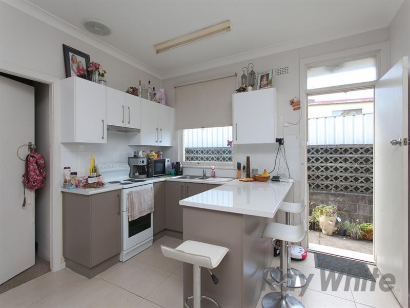 4/4 Algona Road, Charlestown NSW 2290