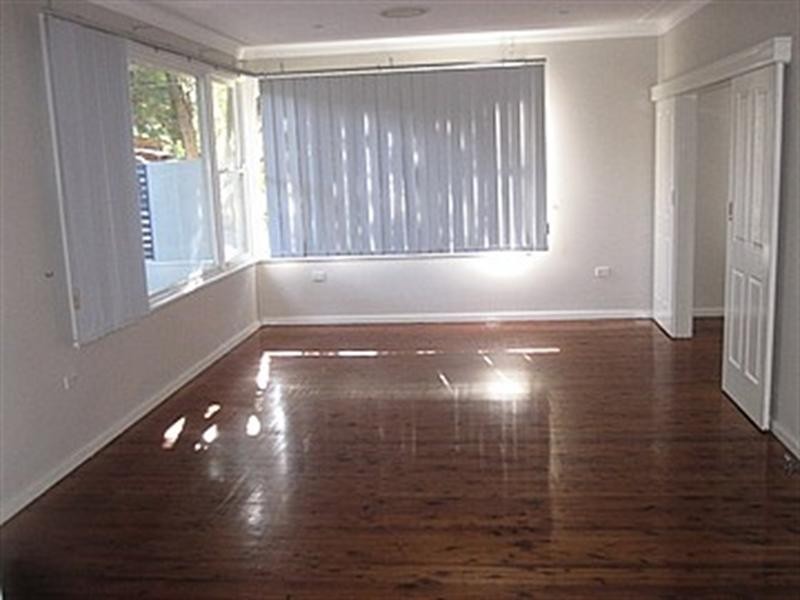 3 Kimbarra Close, Kotara NSW 2289
