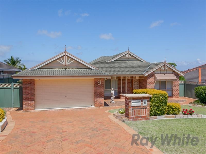 9 Smokebush Place, Garden Suburb NSW 2289