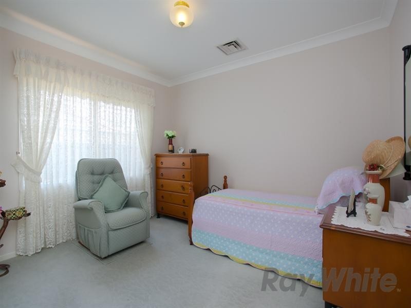 9 Smokebush Place, Garden Suburb NSW 2289