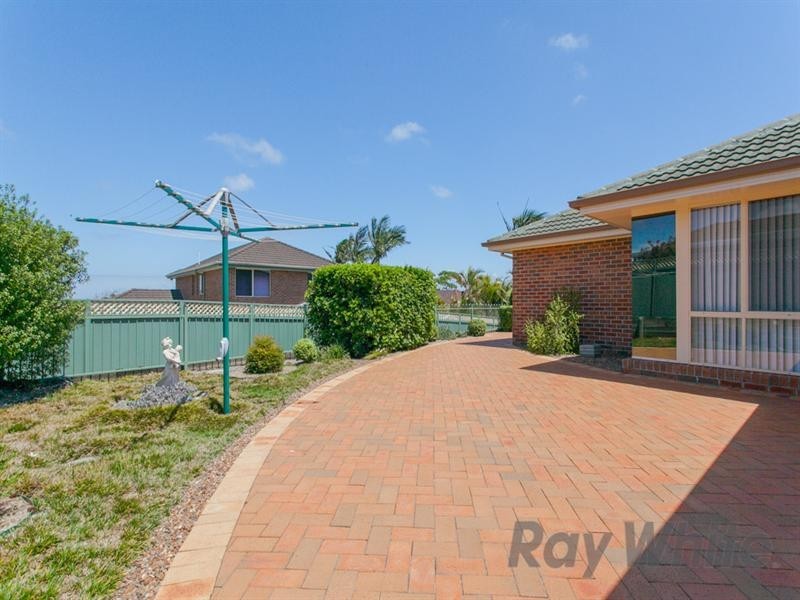 9 Smokebush Place, Garden Suburb NSW 2289