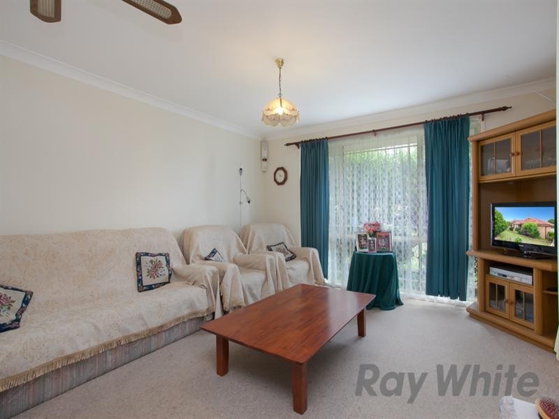 20 Nightingale Crescent, Cameron Park NSW 2285