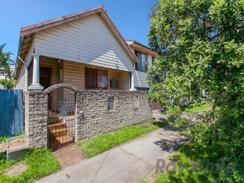 2 and 2A Bourke Street, Carrington NSW 2294