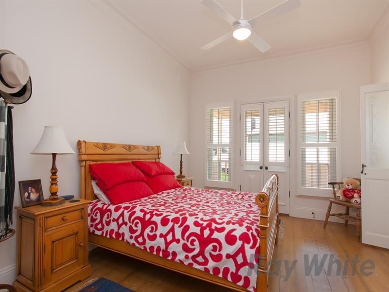 41 Young Street, Carrington NSW 2294