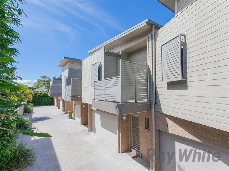 2/118-120 Dumaresq Street, Hamilton NSW 2303