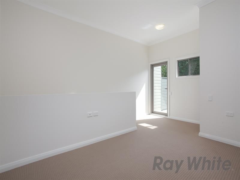 2/118-120 Dumaresq Street, Hamilton NSW 2303
