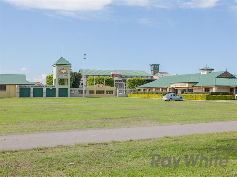 2/118-120 Dumaresq Street, Hamilton NSW 2303