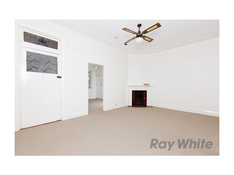 2/340 Brunker Road, Adamstown NSW 2289