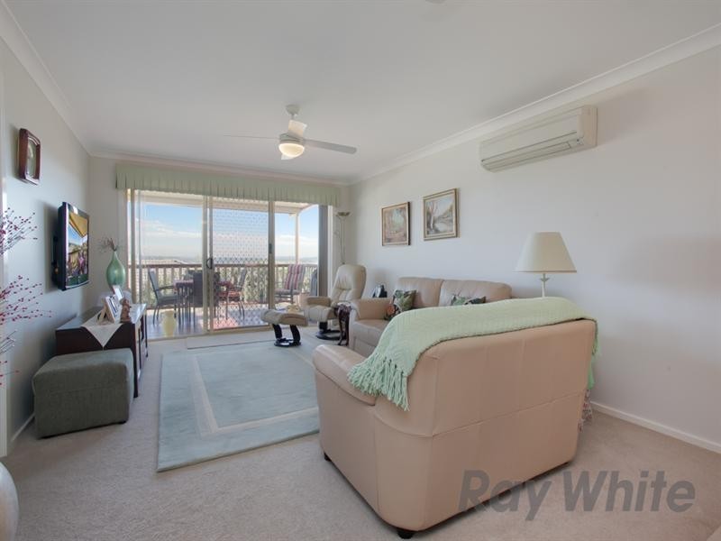 36 Faulkland Crescent, Maryland NSW 2287