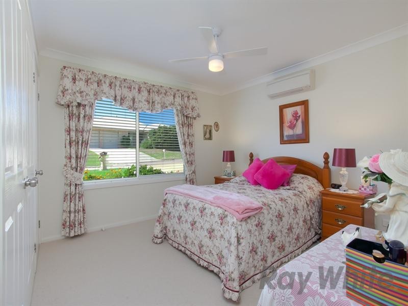 36 Faulkland Crescent, Maryland NSW 2287