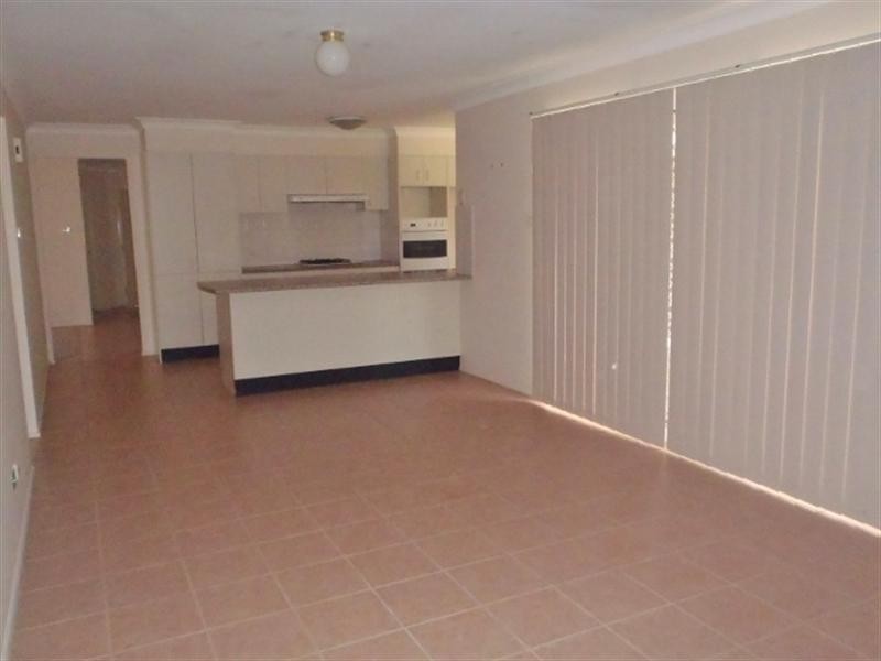 22 Eucalyptus Circuit, Warabrook NSW 2304