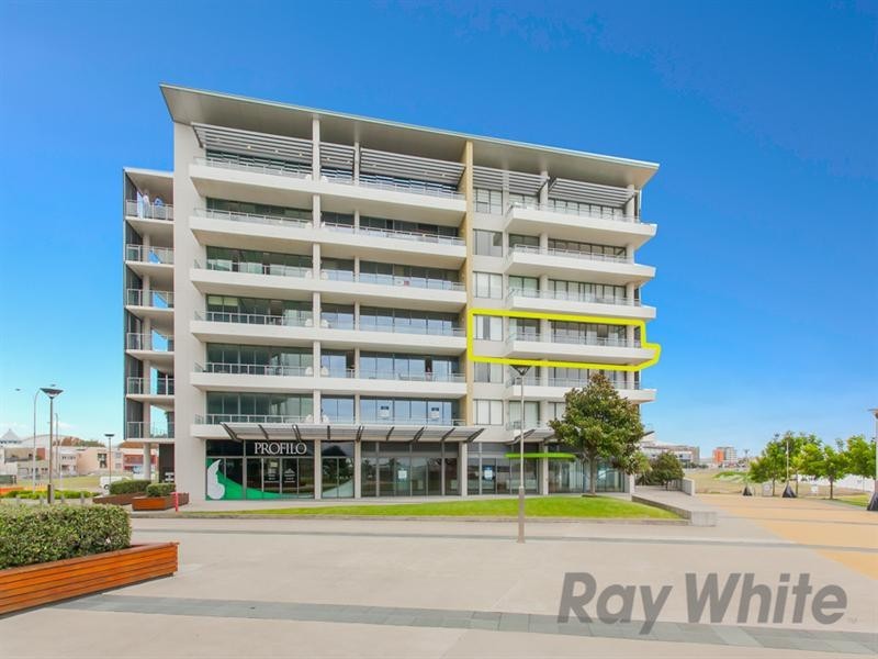 301/19 Honeysuckle Drive, Newcastle NSW 2300