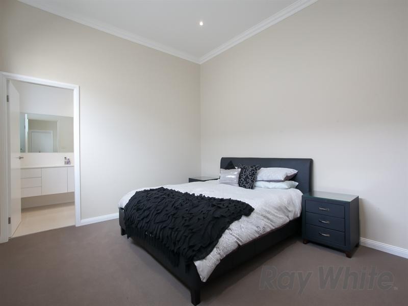 56 Gordon Avenue, Hamilton NSW 2303