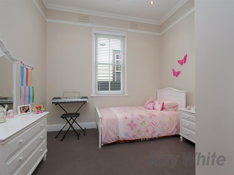 56 Gordon Avenue, Hamilton NSW 2303
