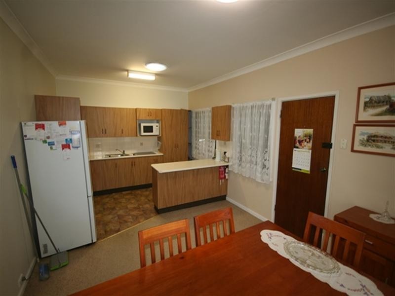 37 Thornton Avenue, Mayfield West NSW 2304