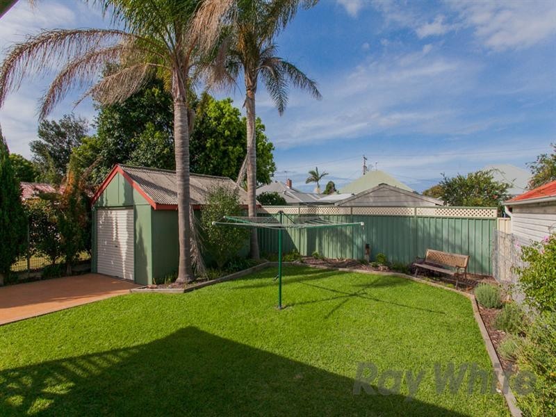 13 Palmer Street, Georgetown NSW 2298