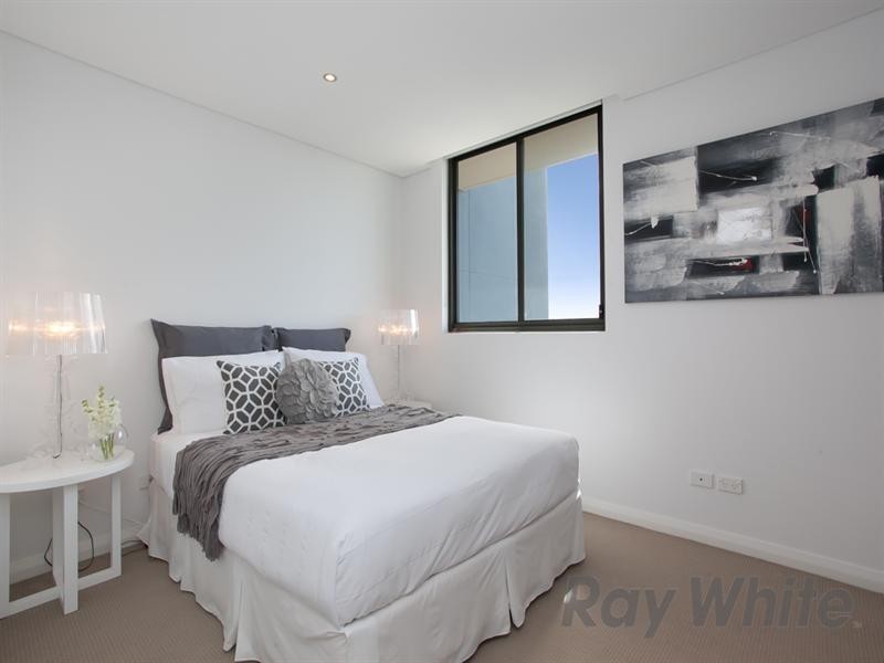 E601/18-20 Smart Street, Charlestown NSW 2290
