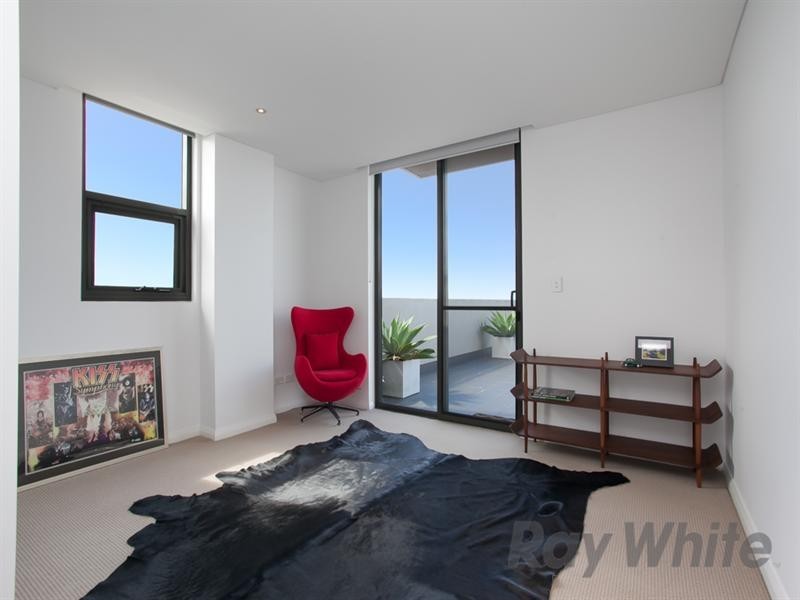 E601/18-20 Smart Street, Charlestown NSW 2290