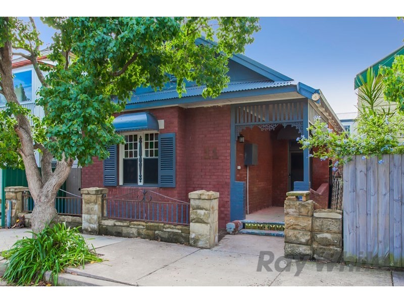 11 Victoria Street, Carrington NSW 2294