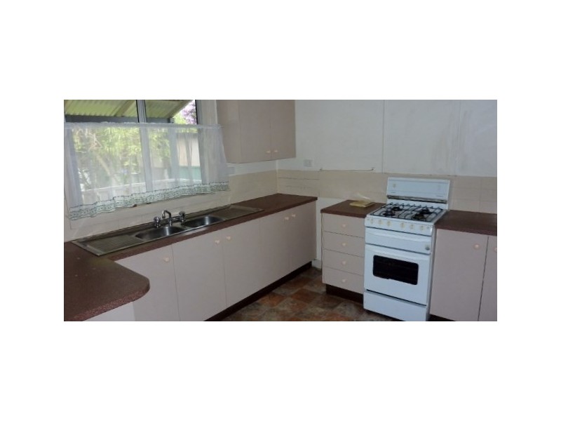 8 Denison Street, Mayfield NSW 2304