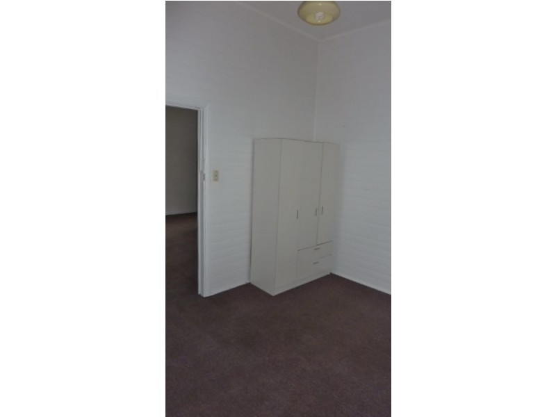 8 Denison Street, Mayfield NSW 2304