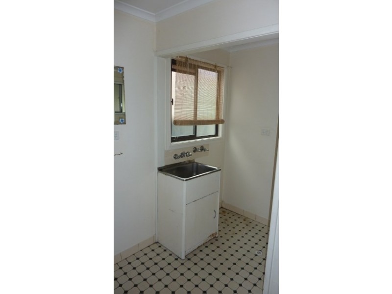 8 Denison Street, Mayfield NSW 2304