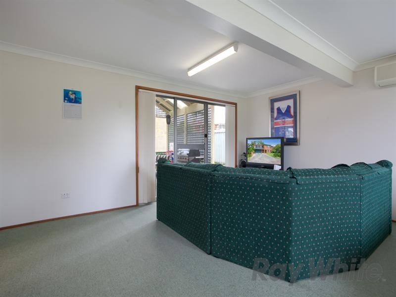 40 Beauford Avenue, Maryland NSW 2287