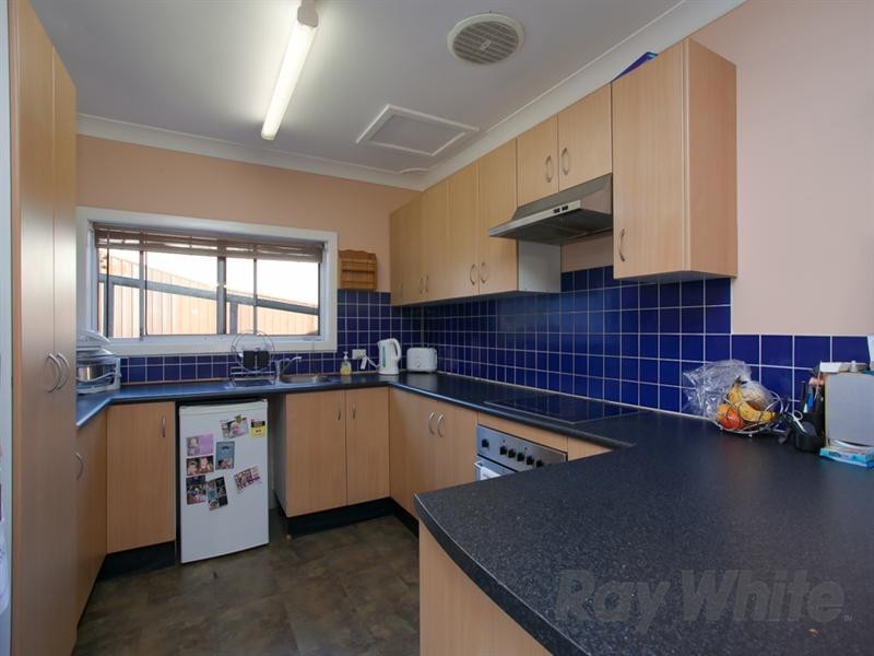 15 Raymond Street, Speers Point NSW 2284