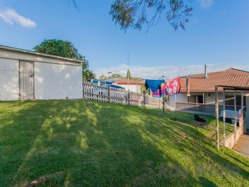 15 Raymond Street, Speers Point NSW 2284