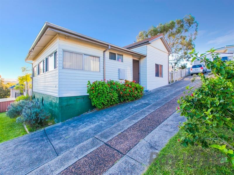 15 Raymond Street, Speers Point NSW 2284