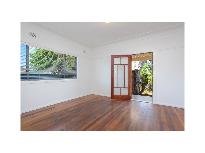 38 Garrett Street, Carrington NSW 2294