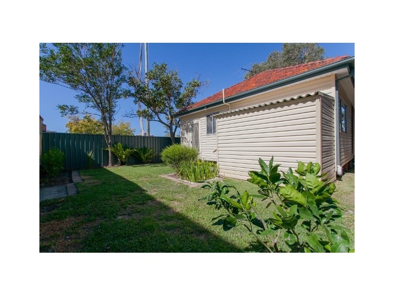 38 Garrett Street, Carrington NSW 2294
