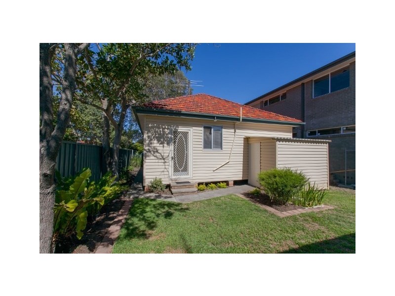 38 Garrett Street, Carrington NSW 2294