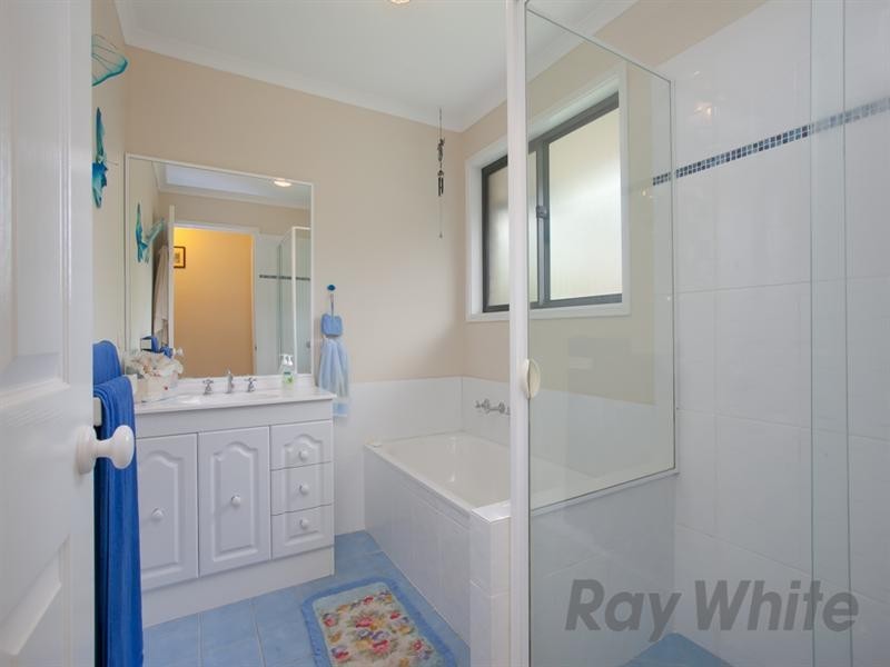 34 Bellevue Lane, Fennell Bay NSW 2283