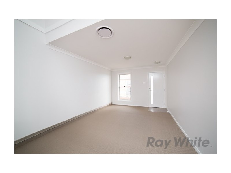 Unit 1-6/14 Marsden Street, Shortland NSW 2307