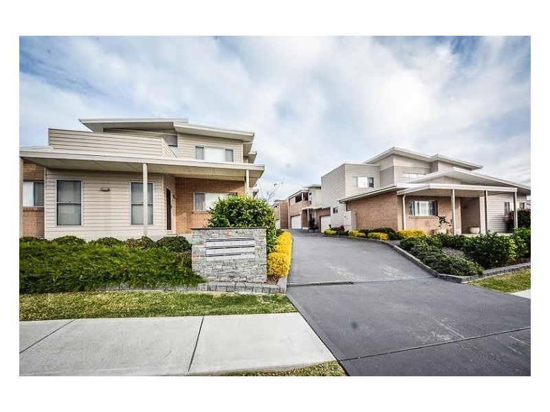 6/68 James Street, Charlestown NSW 2290