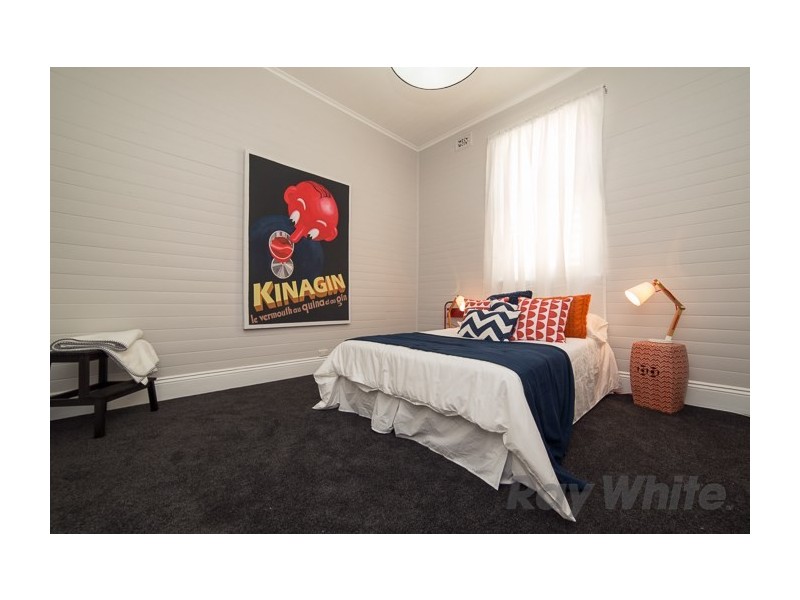 8 Bourke Street, Carrington NSW 2294