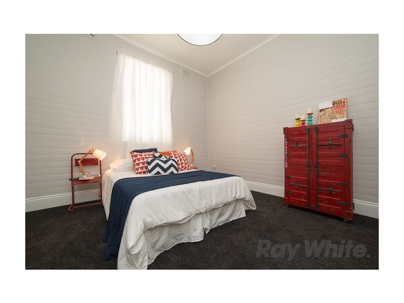 8 Bourke Street, Carrington NSW 2294